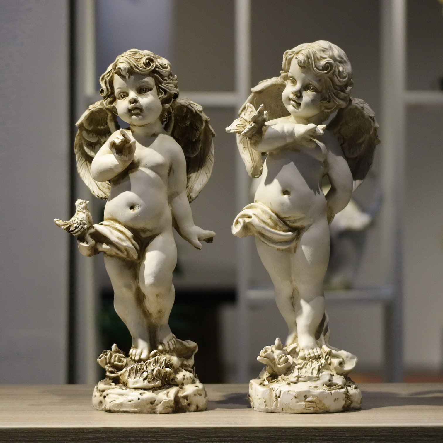 Resin Art Wedding Gift - รูปปั้นนางฟ้าเรซิ่นสไตล์เรโทร 29 ซม. ของตกแต่งบ้าน ของตกแต่งสวน งานศิลปะ